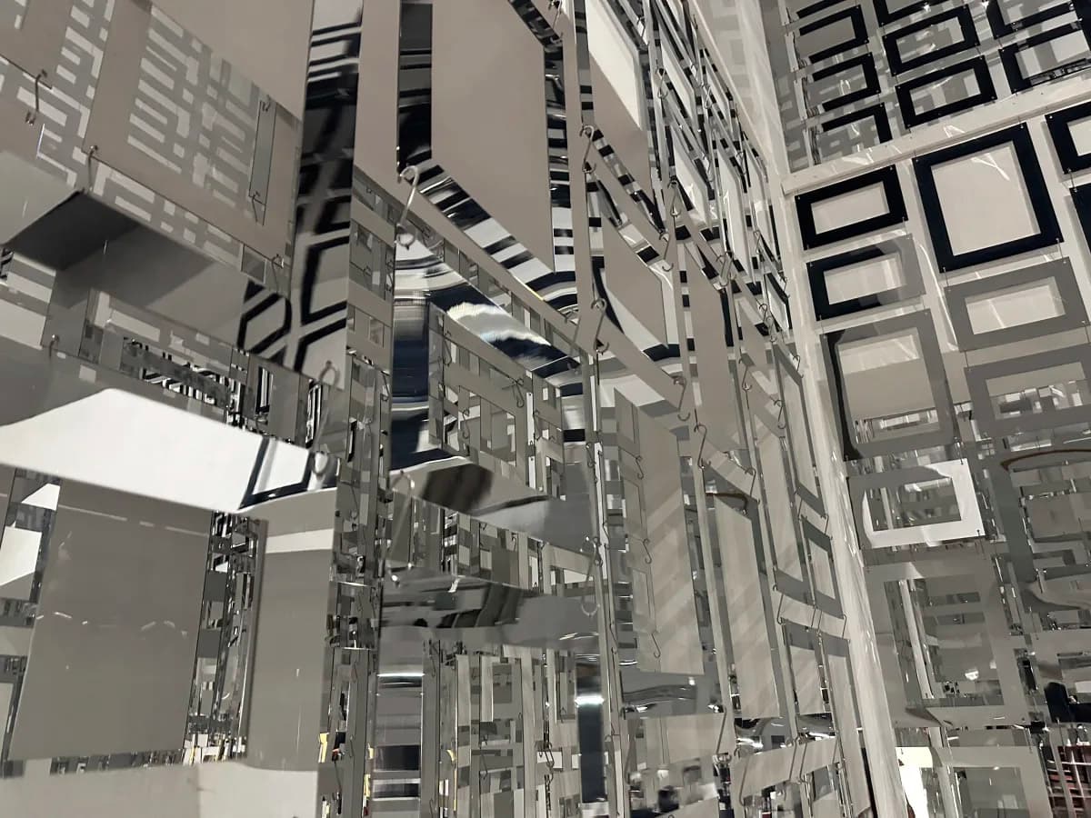 Shadows Know 그림자는 알고 있다