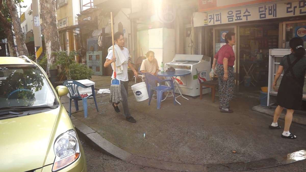 공석민 / 속임의 기술 / 2014 / 비디오 도큐멘테이션 / 서울 구로 - 영등포 5.93km 8.5시간 / 촬영 박정상 / 15’ 05’’