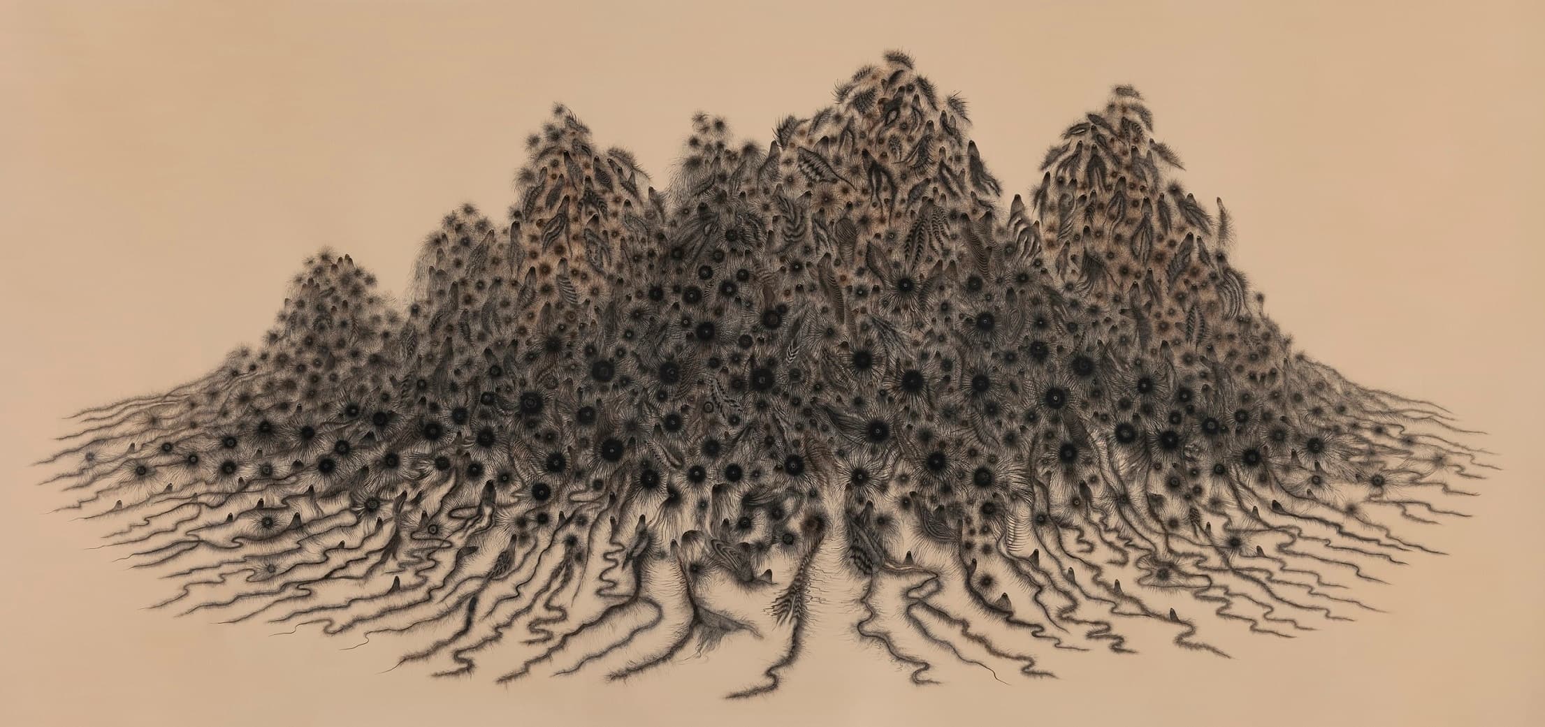 김설아, <사자의 은유>, 2019, 실크에 잉크, 440×200 cm