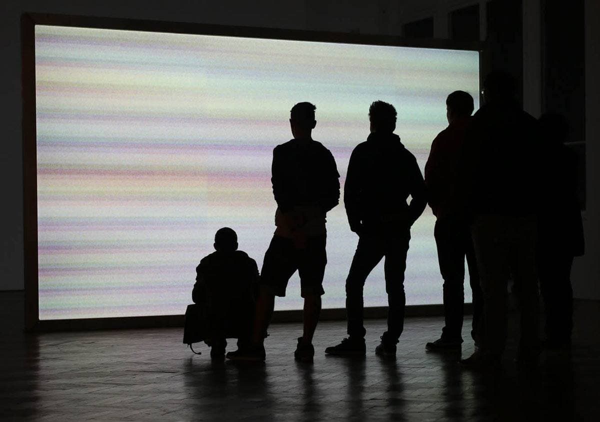 DIS / PARITIES : 소리, 빛 그리고 공간에 대한 연구들