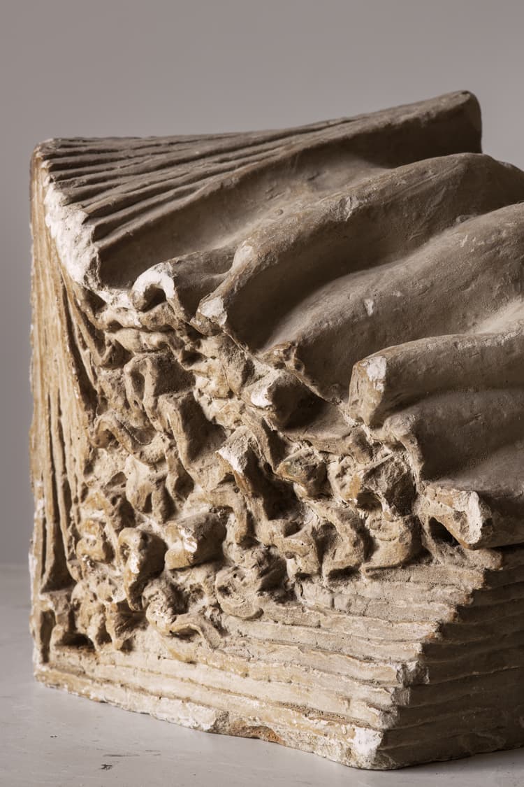 전명은 [누워 있는 조각가의 시간 #12-2 Le repos incomplet #12-2] Archival pigment print, wood frame 96×64cm 2017