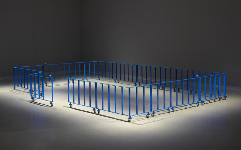 정서영, <동서남북>, 2007, 철, 바퀴, 가변설치. 국립현대미술관 소장