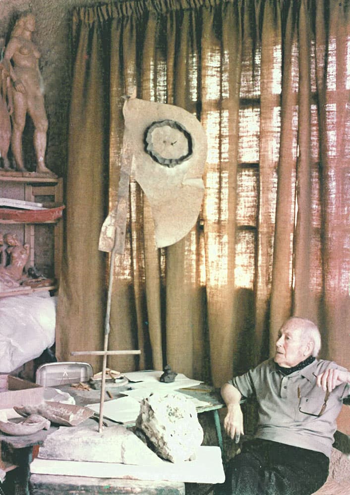 호안 미로: 조각의 언어 1