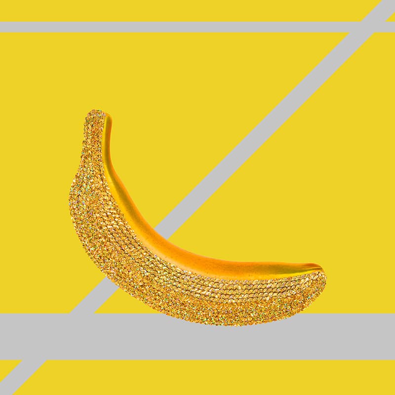 김정언_gold banana _ digital pigment print & spangle_35X35cm_2021