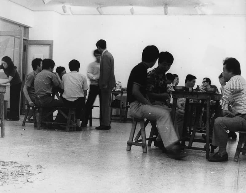〈소멸 (선술집)〉, 1973, 명동화랑, 서울 이미지 제공: 갤러리현대 © 이강소