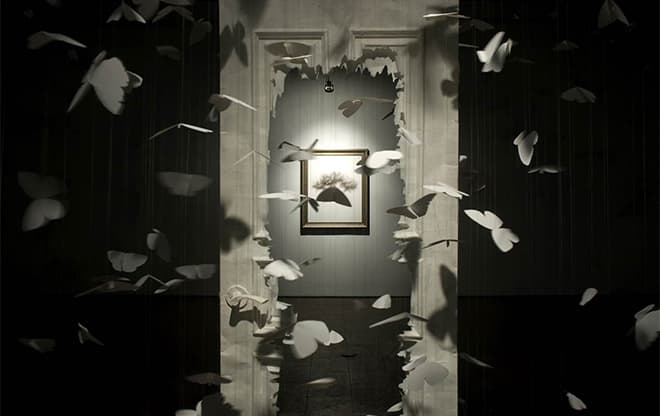 송영욱, Stranger, 2014, 한지, Mellow Paper, 접착제, 그물, 낚싯줄, 가변설치