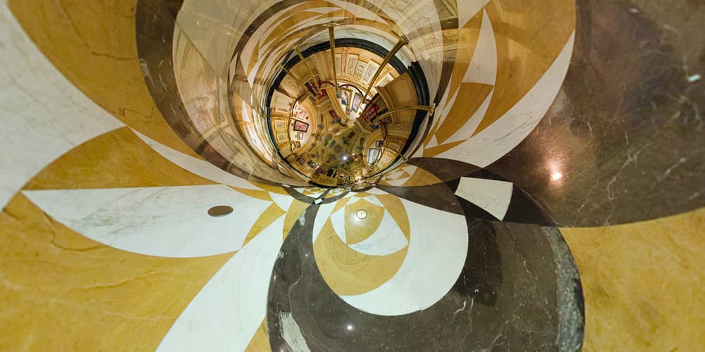 주도양, Mueseum Camera X, C-Print, 100x200cm, 2017