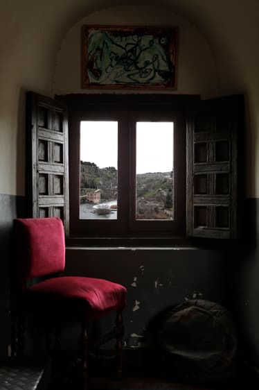 임창민, into a time frame_Toledo1 40x60cm pigment print LED monitor 2017