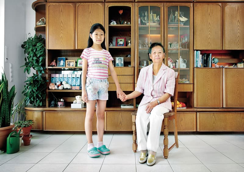 ⓒ김인숙, Between Breads and Noodles Grandmother and I, 140x98.8cm, Archival Pigment Print, 2014