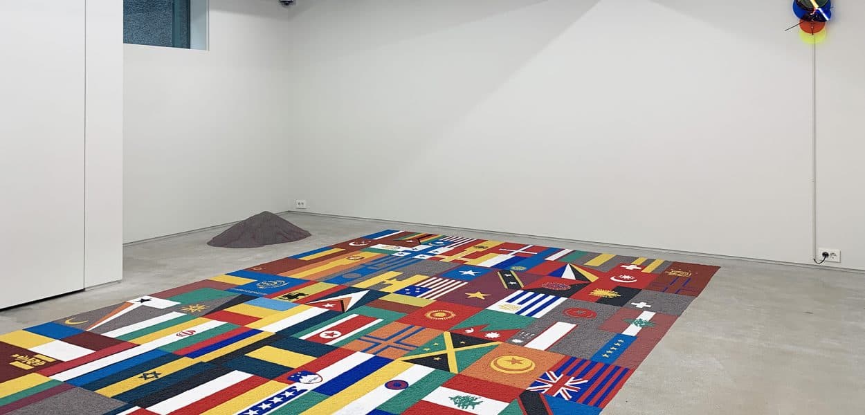 주세균 개인전 : Notional Flag #5-B 1