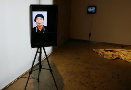 강장원 < PinHole Camera #1 > 가변설치_혼합재료_2016
