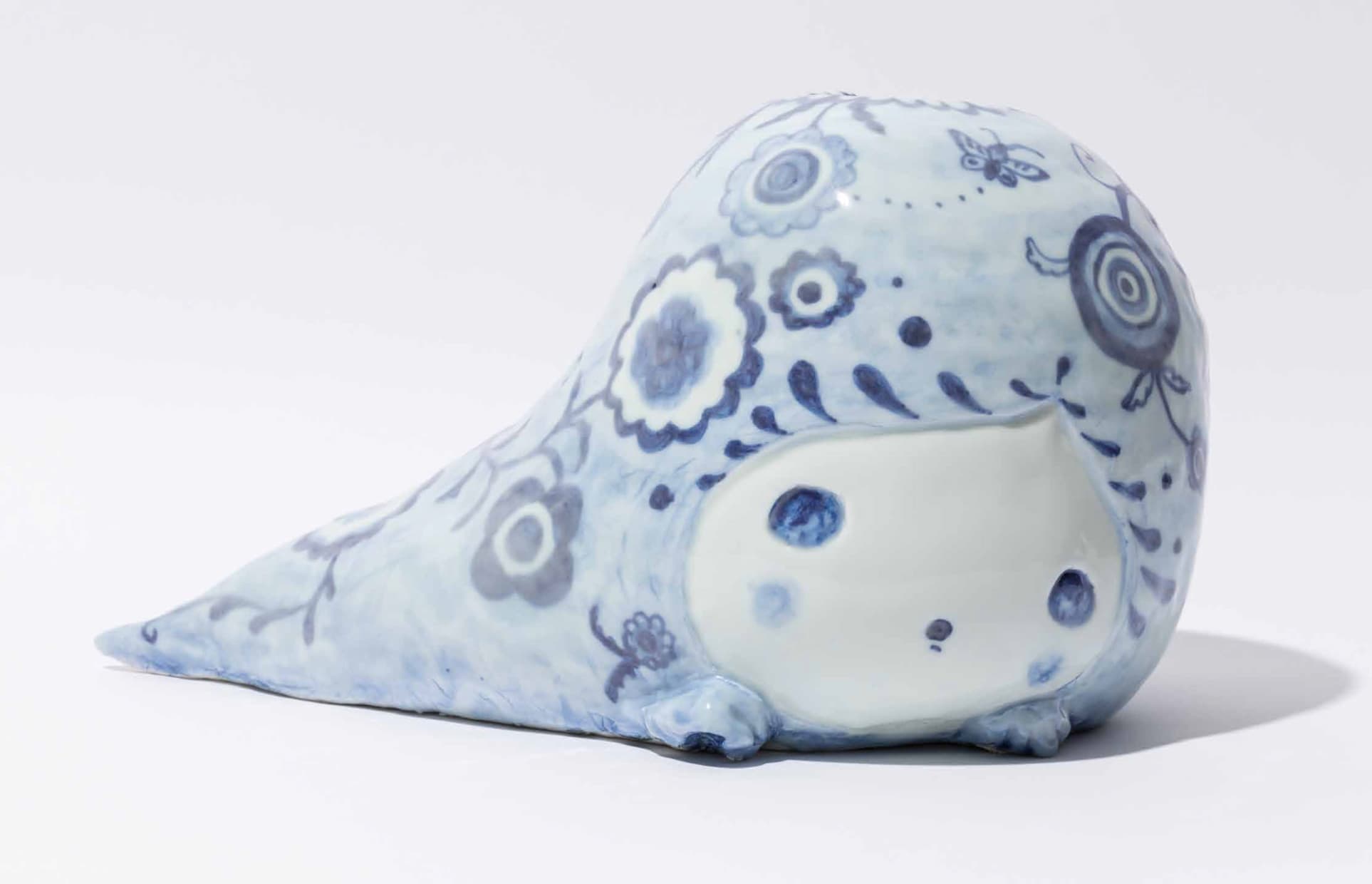 Chiho Aoshima, Poke-chan, Warm and Fuzzy, 2020, Ceramic, 30×20×36cm ©2020 Chiho Aoshima/Kaikai Kiki Co., Ltd. All Rights Reserved. Courtesy Perrotin.