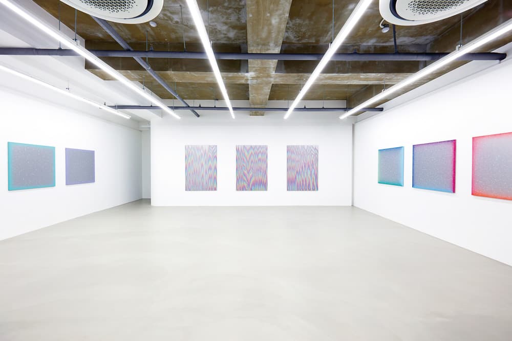 Heewon Oh, Iridescent Fog 전시전경, ONE FOUR