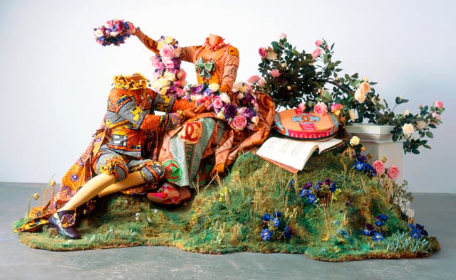 The Crowning, 2007, 160x280x210cm, Photo : Patrick Gries for the Musee du Quai Branly © The Artist
