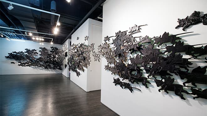 김상연, 풀다, 2010, 나무컷팅에 카슈칠, 2800x350cm
