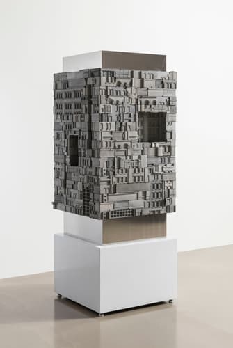김상균, Pattern#180728, 2018 grout, stainless steel, steel, paint 160(h) x 60 x 60 cm