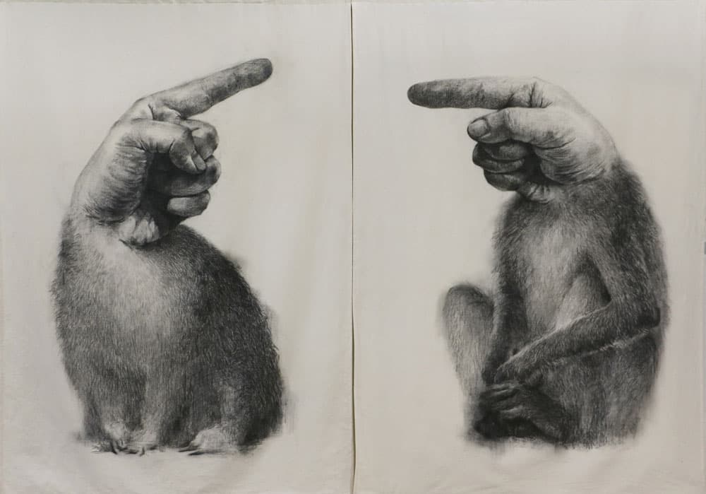 이것은 당신의 잘못이다(부분), 2016, 천에 흑연 드로잉-각100x150cm