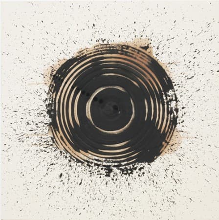 Sungfeel Yun, Chaos, Cosmos and Circulation 01-02, 2014, Iron powder, wood glue on canvas, 100 x100 cm.