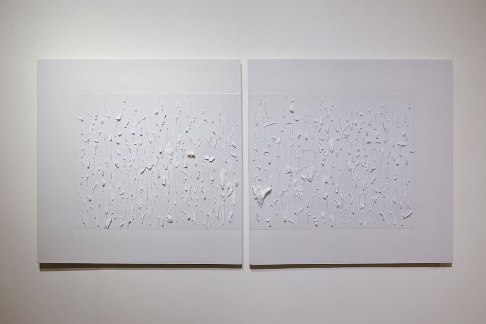 중얼거림 57x57,57x57cm 자기토 혼합재료 2016