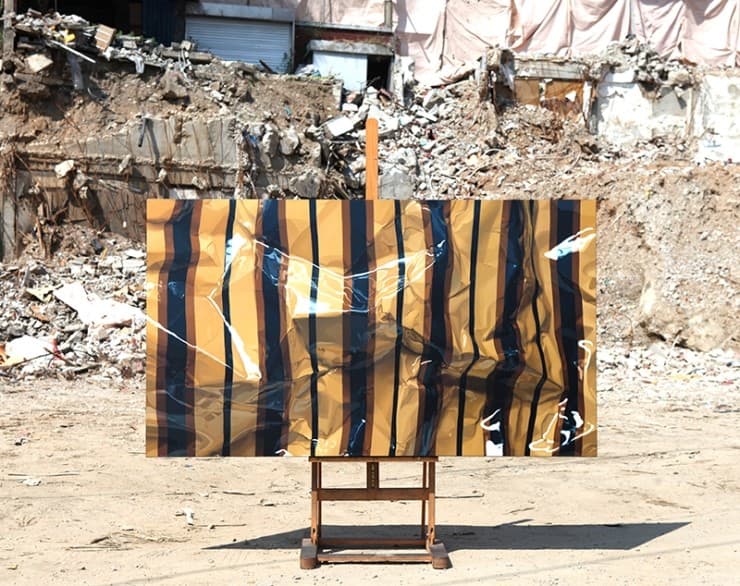 서웅주, crumpled ocher stipe, 115x193cm, oil on canvas, 2016