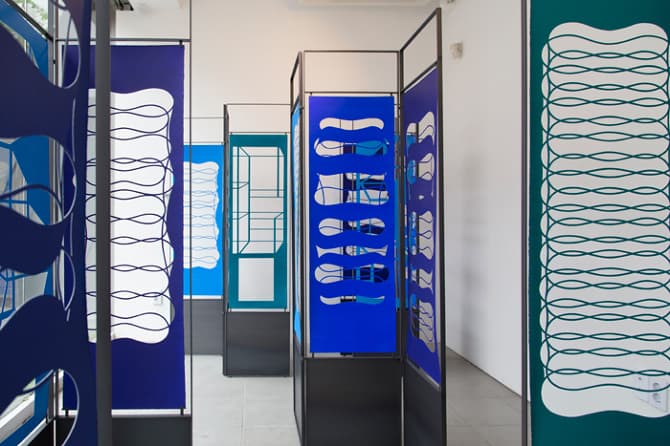 Installation View of Edge of Blue, Jinnie Seo Solo Exhibition, Corner Art Space photographed by Onejoon Che