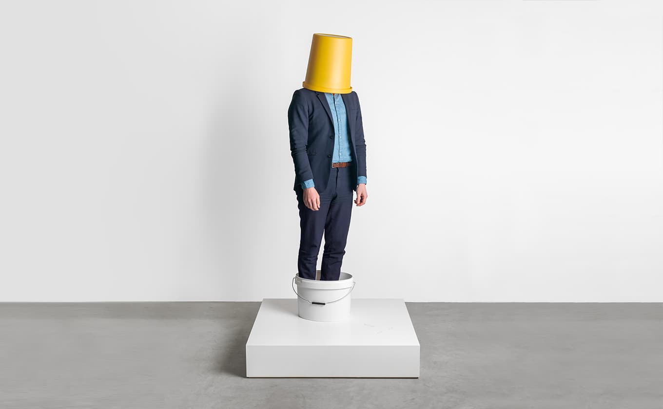 Double Bucket, 1999, Pedestal, mixed media, instruction drawing performed by the public, Collection of Tate, Photo: Roman März