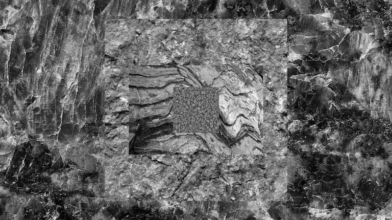 권아람, 표면들(Surfaces)_Dimension variable(5 min 17sec), video installation_55inch LED monitor, iron pipe, 2016