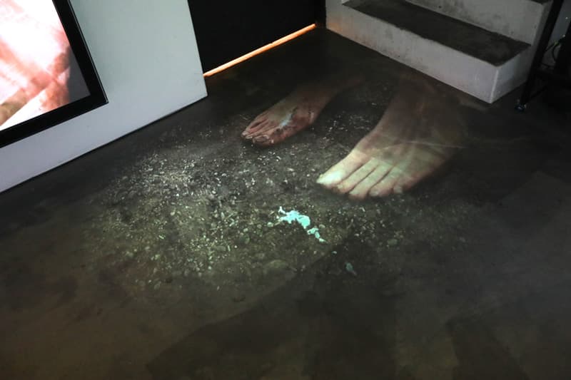 Mitra Saboury, Spit hole, HD영상, 8분 30초, 2018