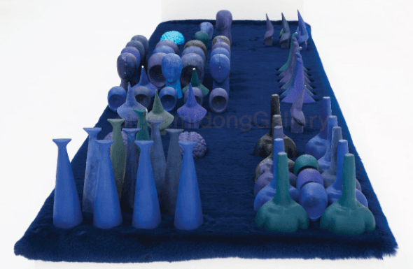 3의 영역, 시멘트, 석고, 나무, 원단, 540x70x95cm, 2016