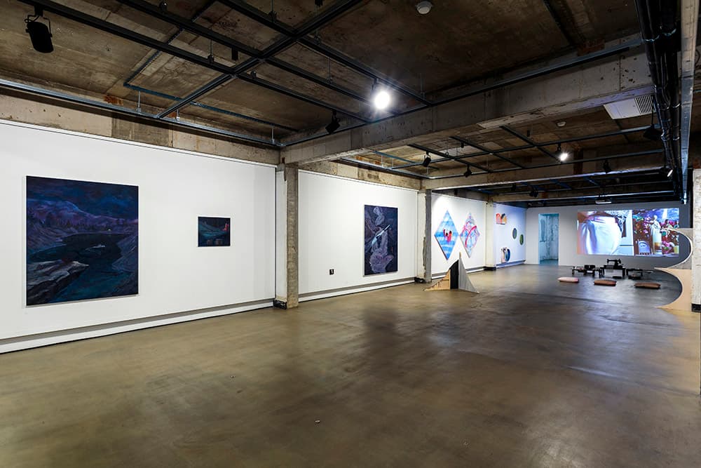 전시전경_2F ⓒThe Artists & Art Centre Art Moment