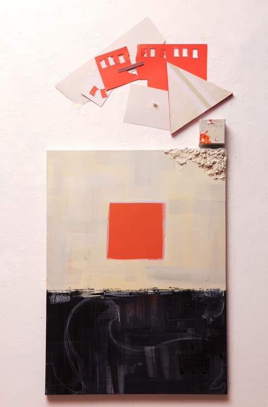 하므음, “톨”_148x72cm_캔버스에 혼합재료, 종이_2016