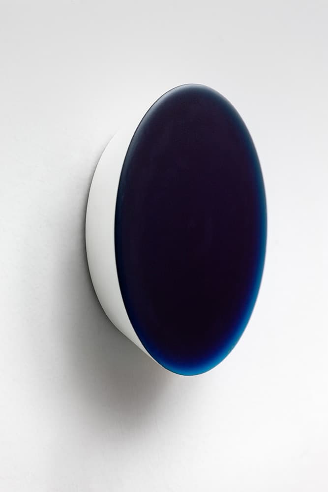 김현식, 거울 Mirror, 2021, Epoxy resin color on epoxy resin, Resin frame, 19 x 19 x 4cm(측면)