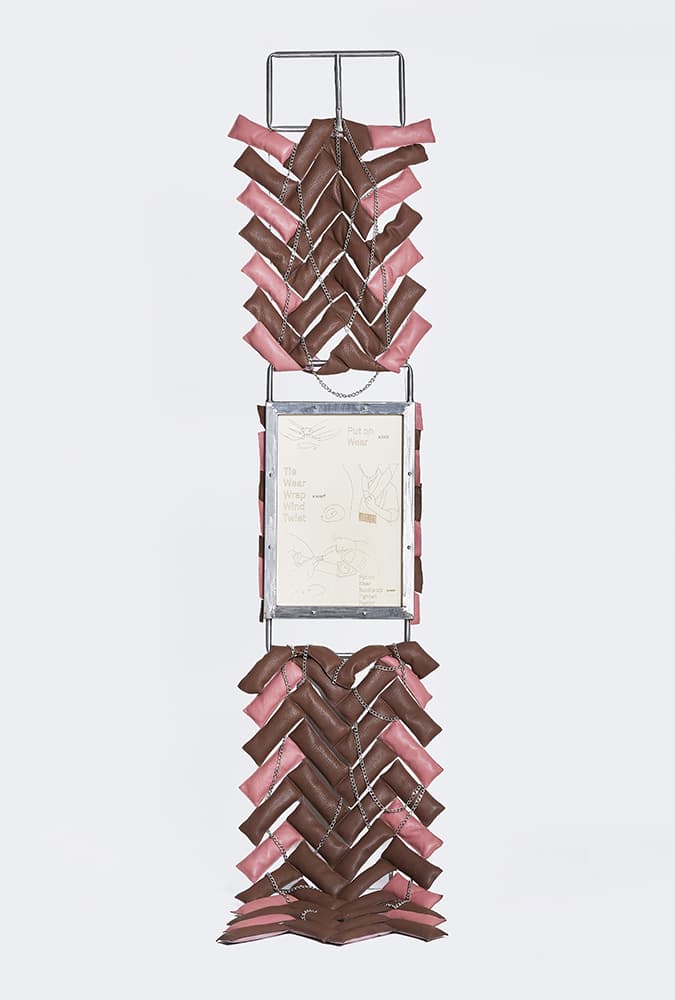 Hansol Kim_When strap becomes watch, belt and scarf_2021_Leather, plywood, steel, bolts and nuts, wax-coated yarn, chain_65.5 x 5.8 x 311 cm