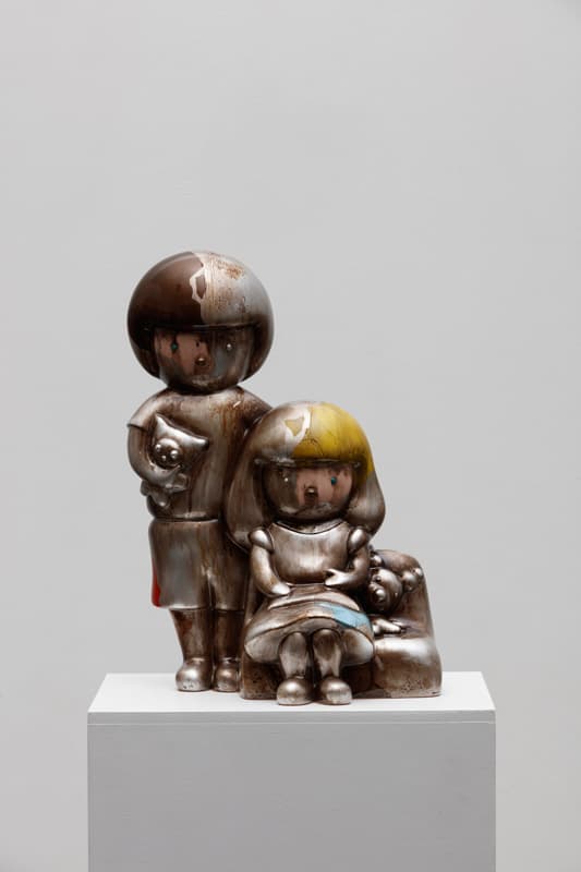 노준, Alice and Maru-ST series, 28x17x46cm, car paint on plastic, 2017