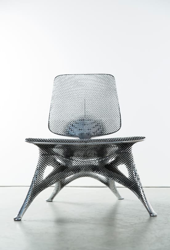 요리스 라만 (b.1979) <Microstructures Gradient Aluminum Chair> 2014, Aluminum, 72 x 62 x 60cm, Courtesy Joris Laarman Lab, 이미지 제공: 국제갤러리