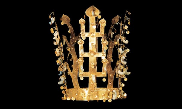 서봉총 금관 瑞鳳塚金冠 신라 5세기 금, 옥 高 30.7 徑 18.4cm 국립경주박물관 보물 339호