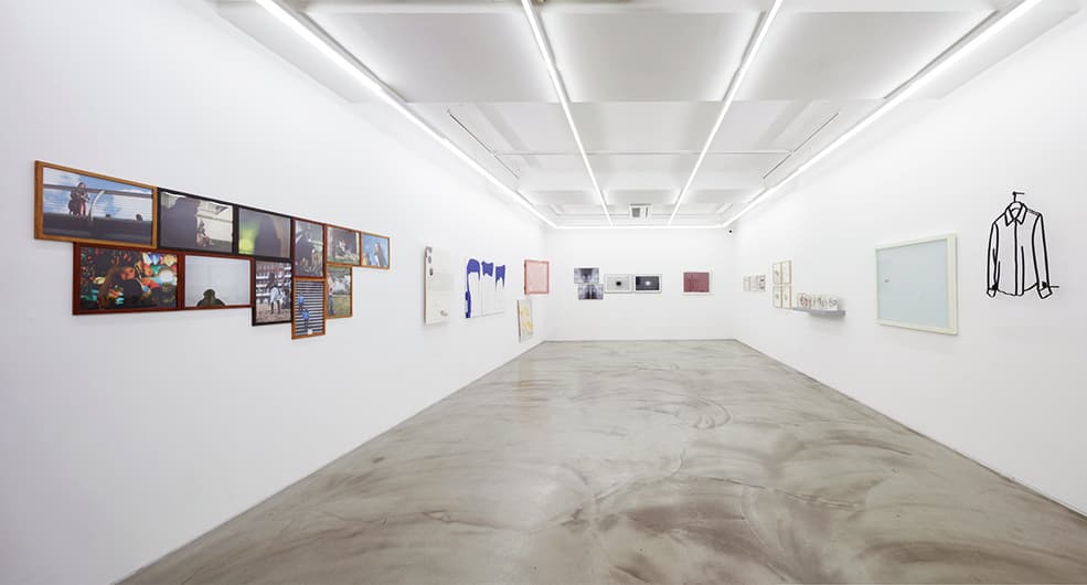 Installation view of Your Hand, My Heart, Gallery Simon, 2017