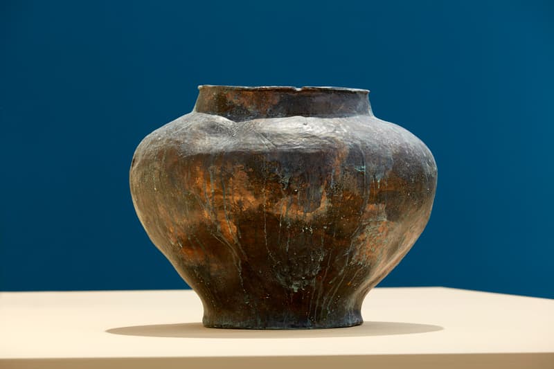 <화석화된 시간:브론즈>, 비누, 메탈파우더, 2018