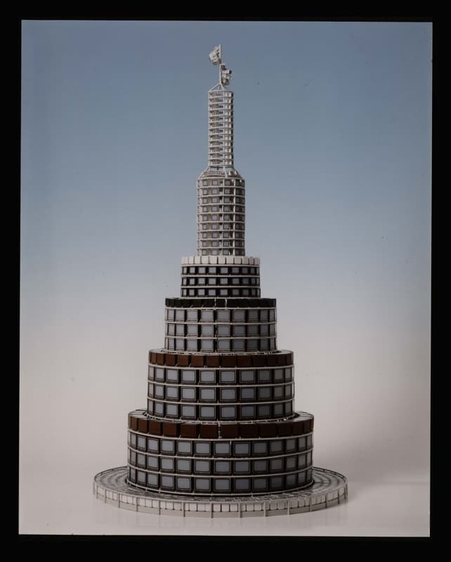 1988, <다다익선> 텔레비전 모형