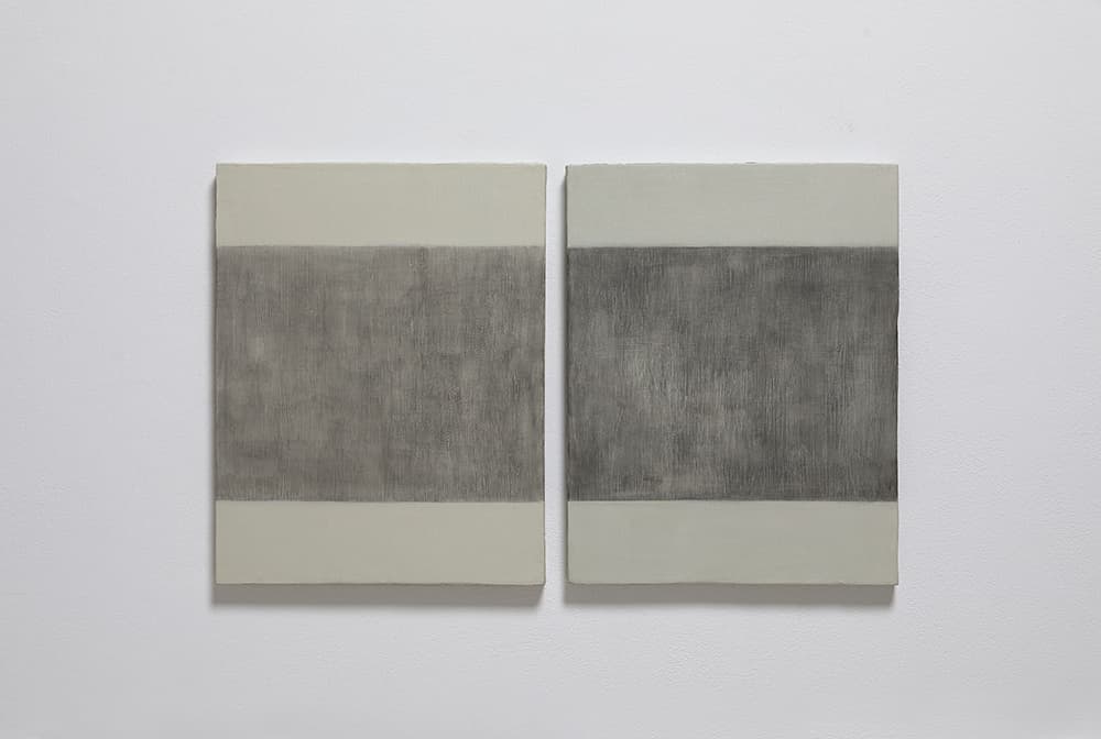 최홍선, Untitled, 캔버스에 아크릴채색(각), 40.9x31.8cm, 2024