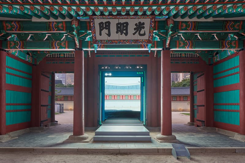 스페이스 파퓰러-밝은 빛들의 문_설치 전경_사진 국립현대미술관 제공