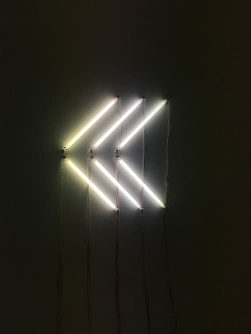 김덕영, Return to Wave, 형광등, 가변크기, 2016