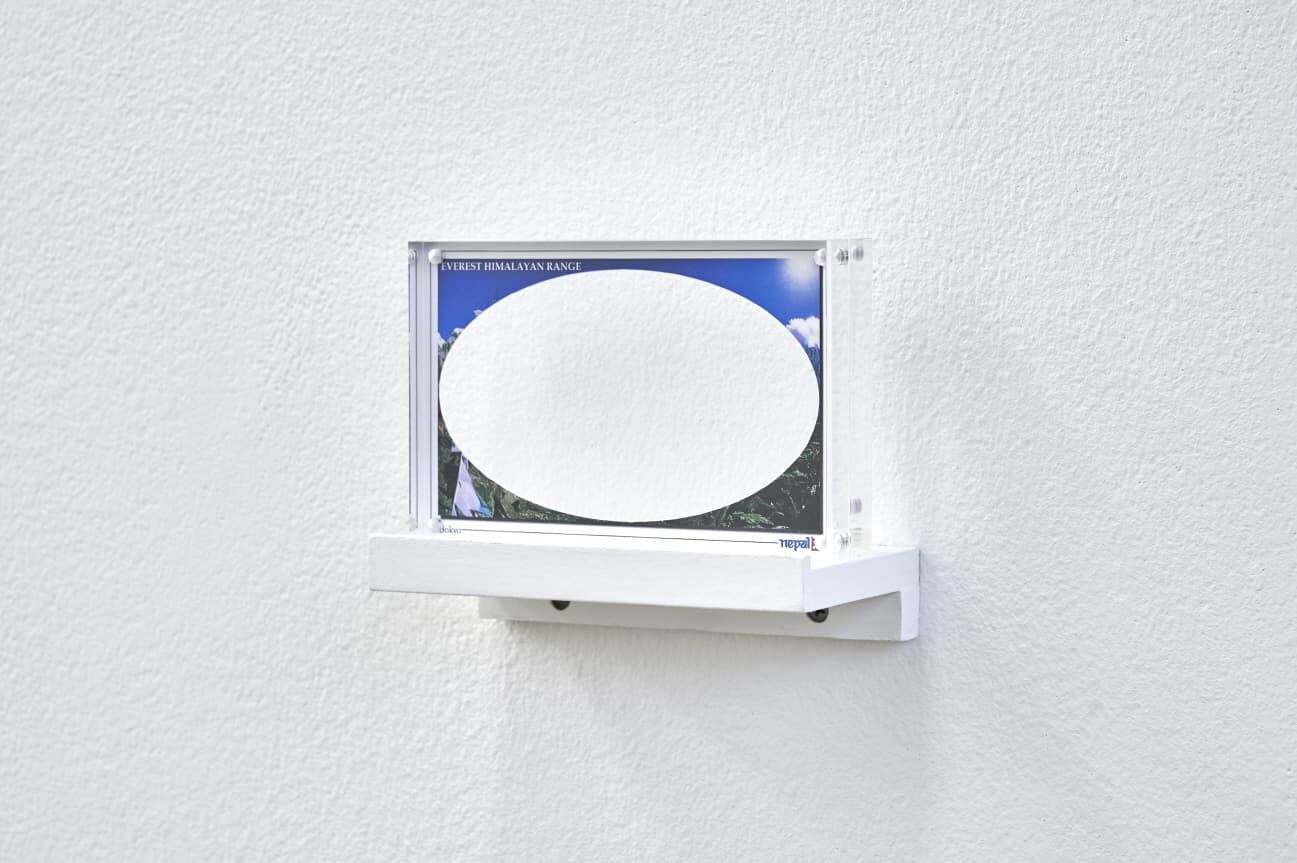 안초롱, The Lake of Milk from Dew 2011(Frame ver.), 드럼 스캔 후 피그먼트 프린트, 16x10cm, 2019, 사진: 이의록