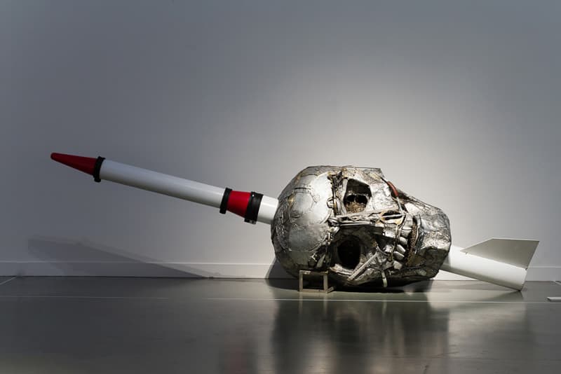 김광우_자연+인간 (우리의 상황), 금속, 혼합재료, 100x300x150cm