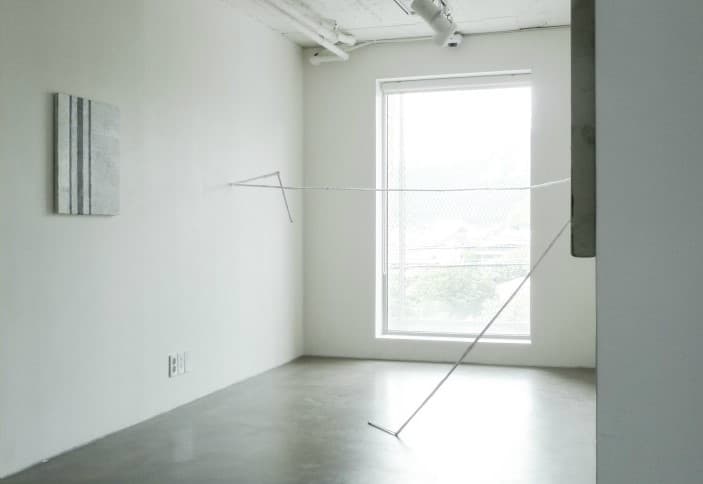 채우승_지평선_가변크기_대나무,종이_2015