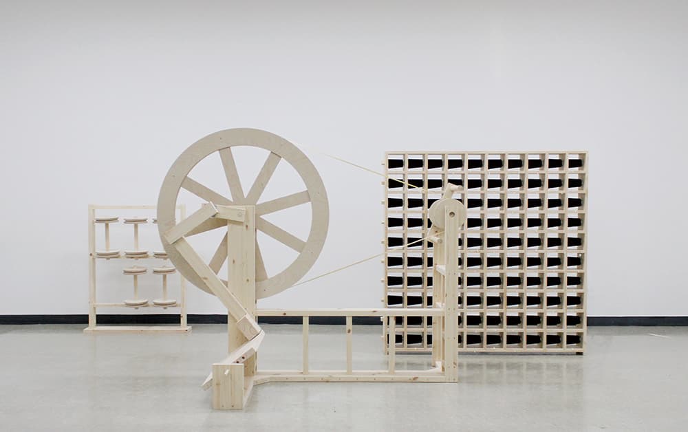 Spindle for 100 strings of thread_wood, thread_dimensions variable_2022