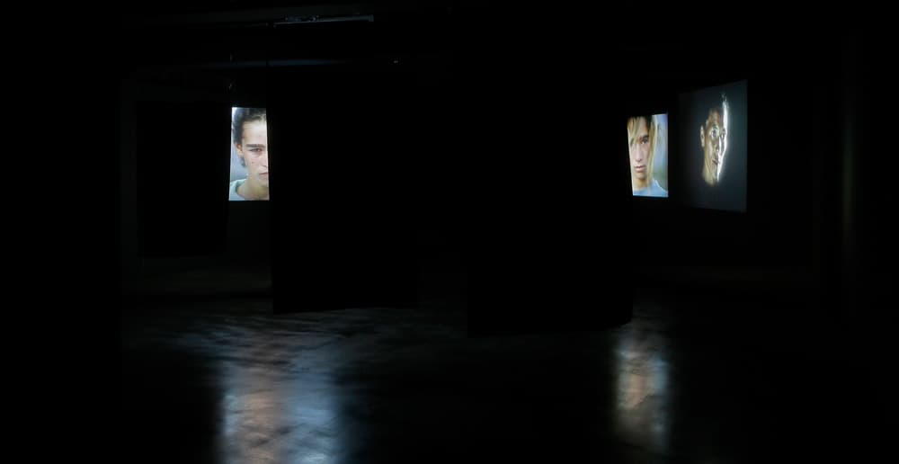 «멀리 있는 방» 3 전시실 설치 전경