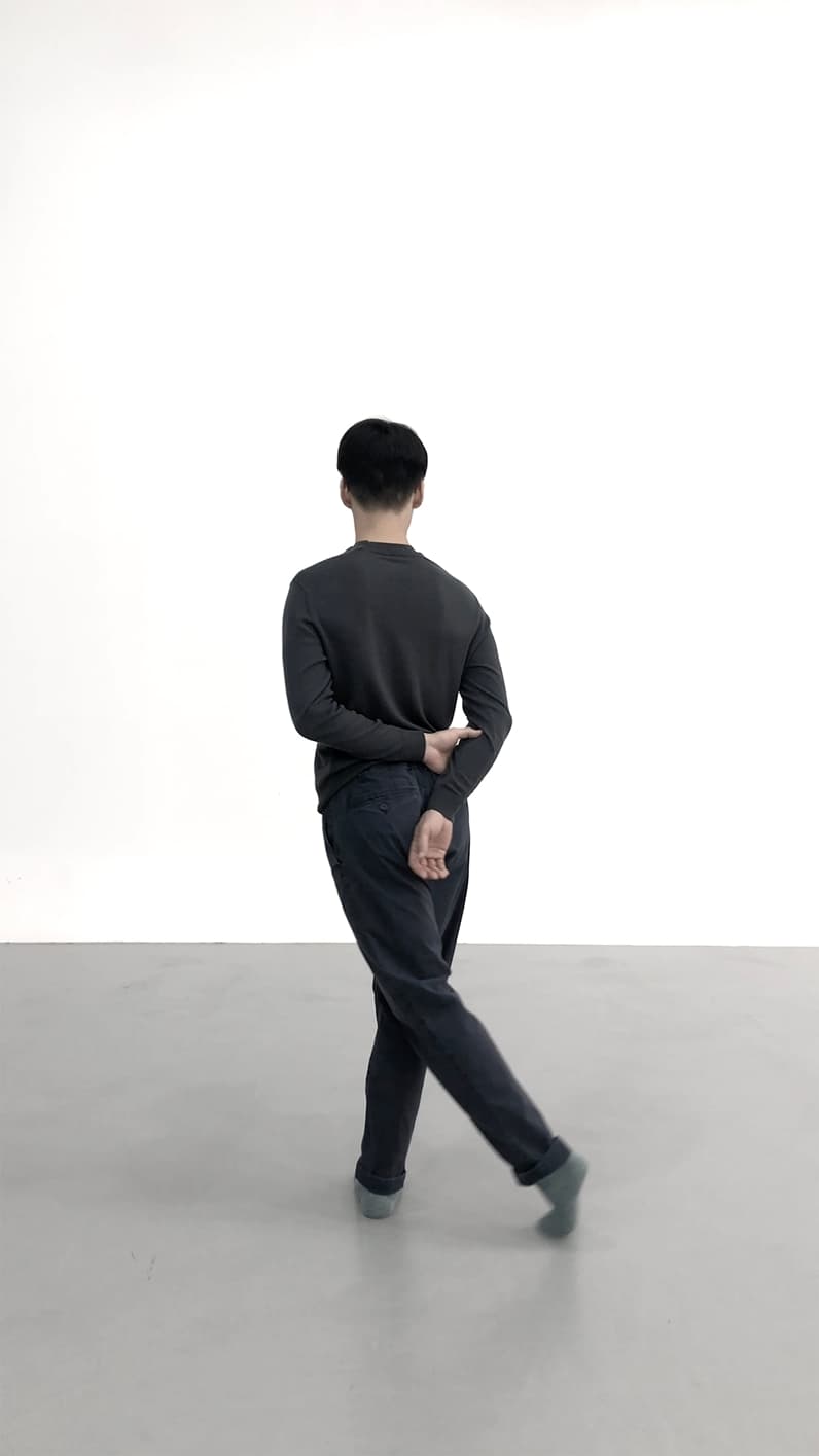 장서영, 초속 (스틸컷), 2019, 3채널 영상, 4분 59초