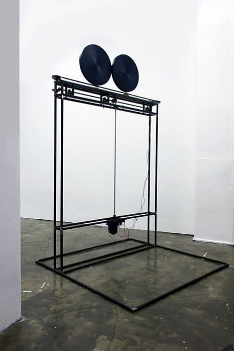 정성윤, Eclipse steel, moter, gear, plastic, 190x120x120cm, 2014
