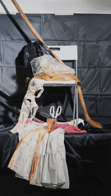 박슬기, 죽은 정물화_김치와 된장 그리고 부라자, 112.1x193.9cm, 캔버스에 유채, 2018
